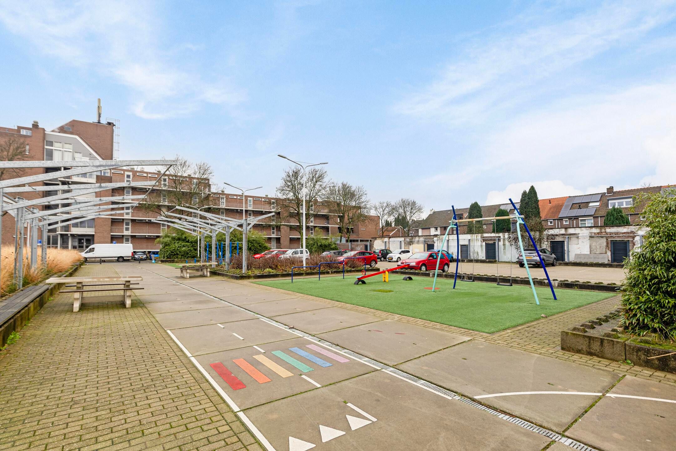 Foto 21 van Kasteel Aldengoorstraat 51-C