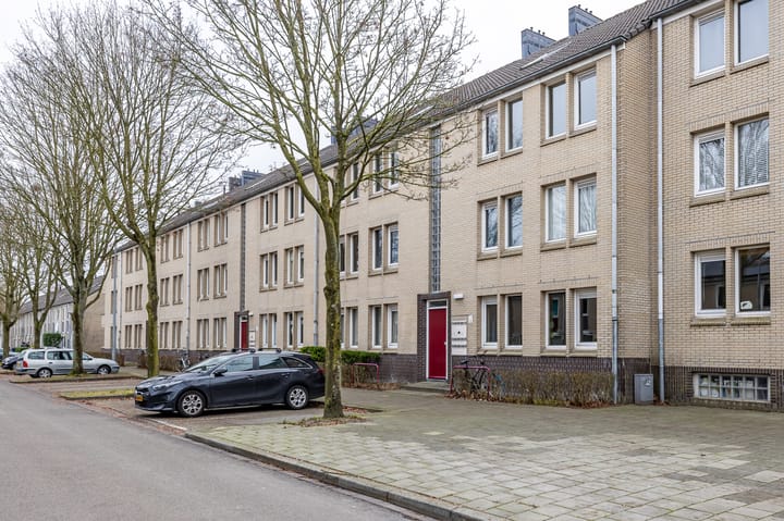 Foto 4 van J.M. den Uylstraat 9