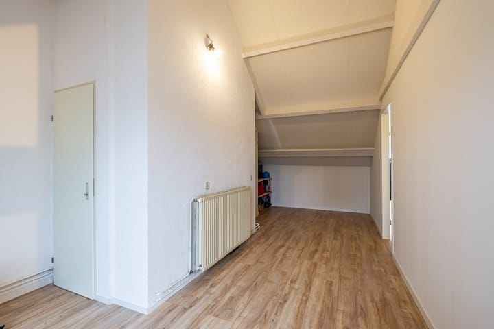 Foto 37 van J.M. den Uylstraat 9