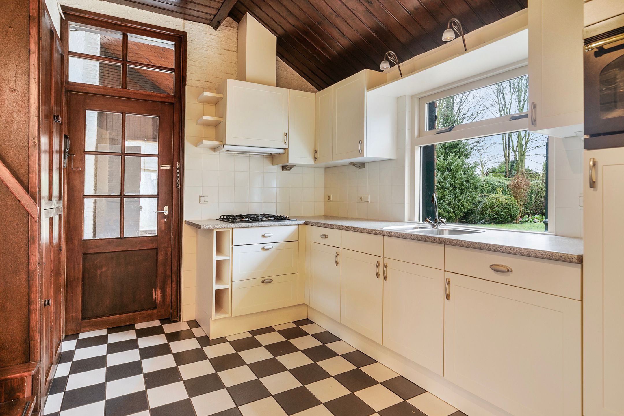 Foto 12 van Hoofdweg Noord 44