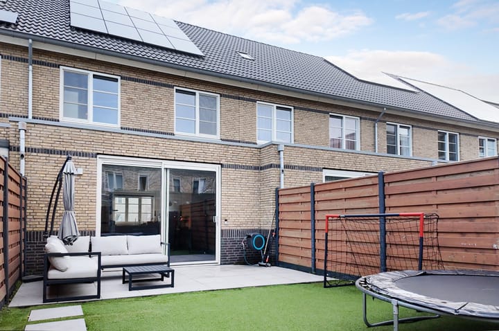 Foto 28 van Jesse Owensstraat 94