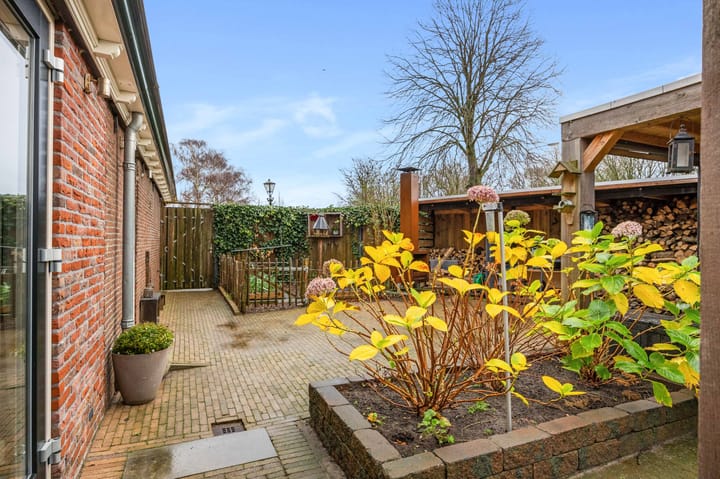 Photo 33 of De Brink 24