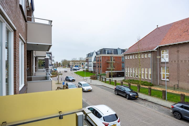 Foto 15 van Schoolstraat 8-E