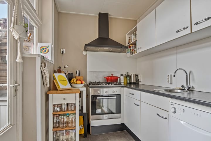 Foto 27 van Amalia van Solmsstraat 13-A