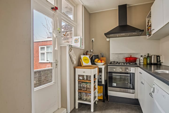 Foto 28 van Amalia van Solmsstraat 13-A