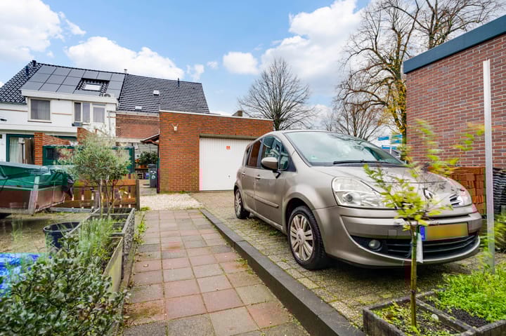 Foto 31 van Dorpstraat 100