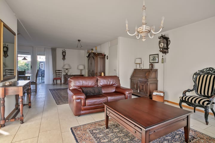 Foto 2 van Gentiaan 10