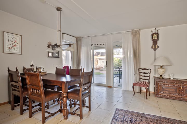 Foto 16 van Gentiaan 10