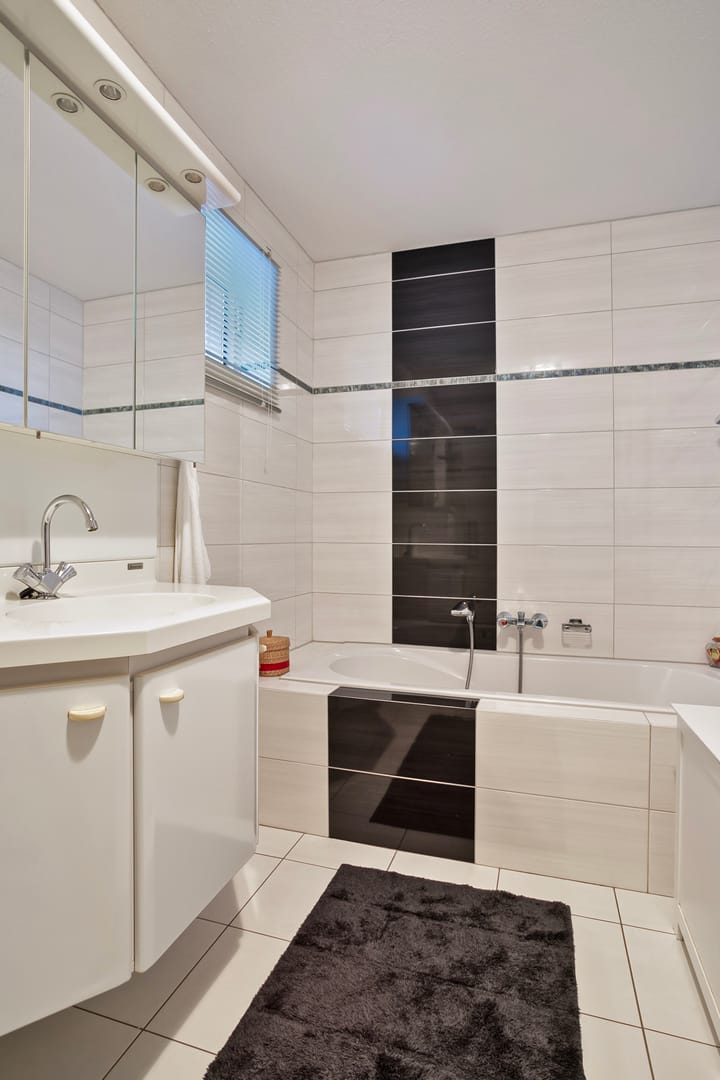 Foto 30 van Gentiaan 10