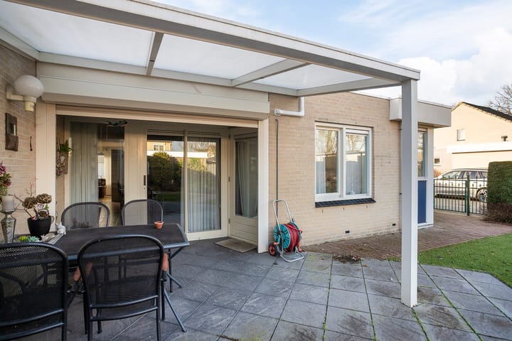 Foto 34 van Gentiaan 10