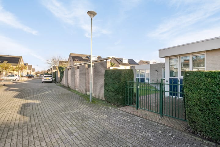 Foto 40 van Gentiaan 10