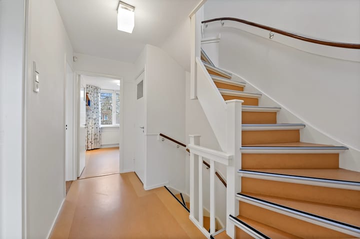 Foto 28 van Teding van Berkhoutlaan 29