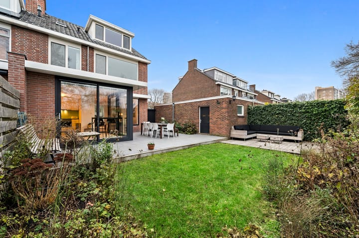 Foto 26 van Teding van Berkhoutlaan 29