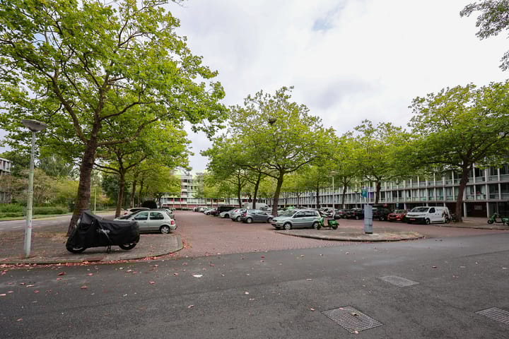 Foto 2 van Benedenlangs 49