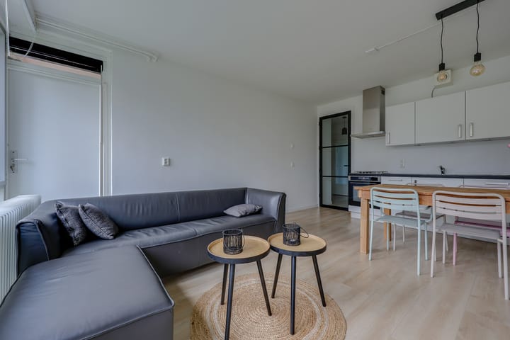 Foto 11 van Benedenlangs 49