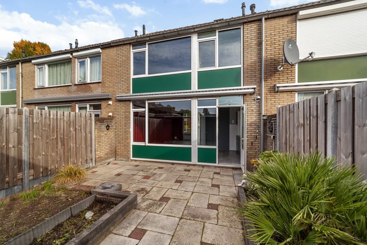 Foto 22 van Begoniastraat 8