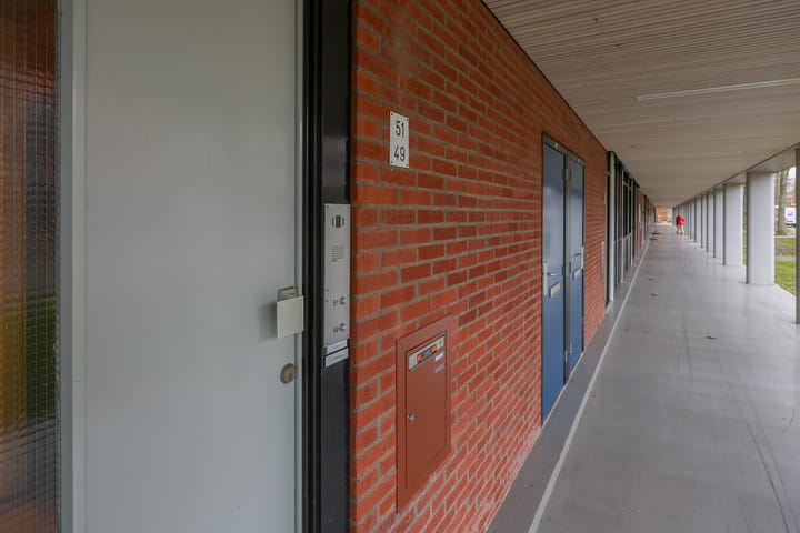 Foto 36 van Benedenlangs 49