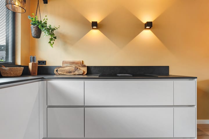 Photo 12 of Mackayware 120