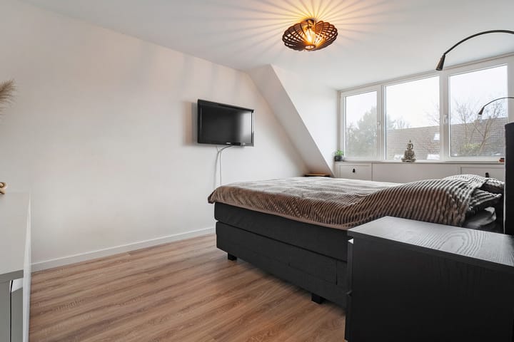 Photo 19 of Mackayware 120