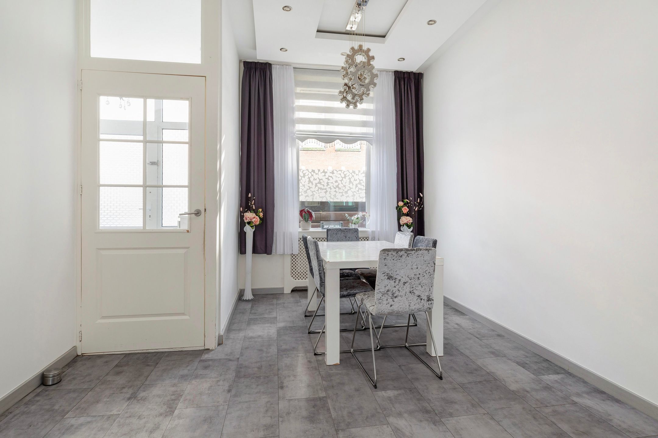 Foto 12 van Rhoonsestraat 3