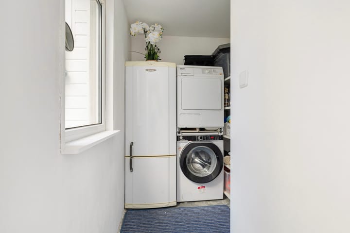 Foto 19 van Rhoonsestraat 3