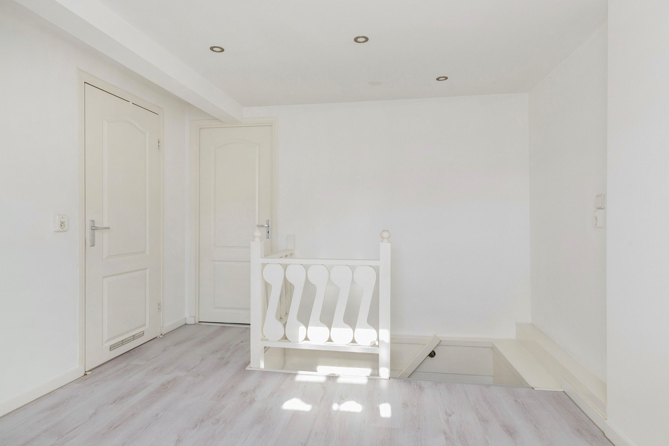 Foto 33 van Rhoonsestraat 3