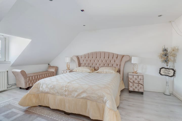 Foto 34 van Rhoonsestraat 3