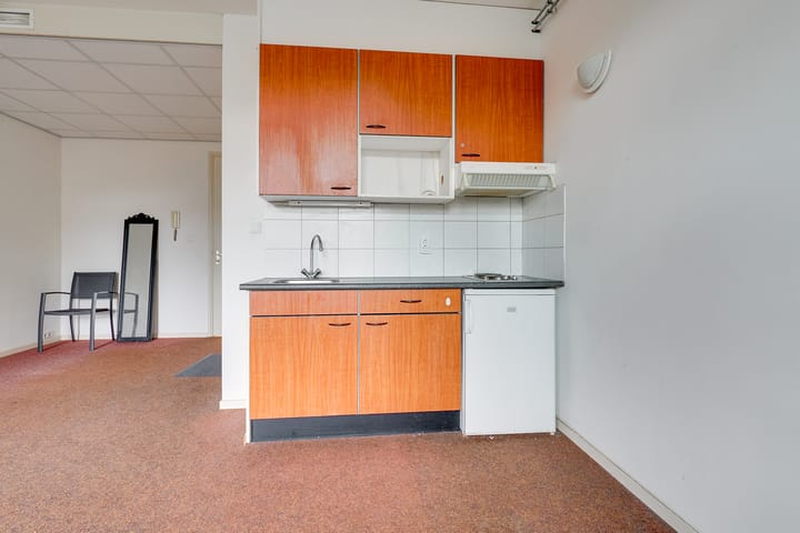 Photo 6 of Wittevrouwenstraat 8-D