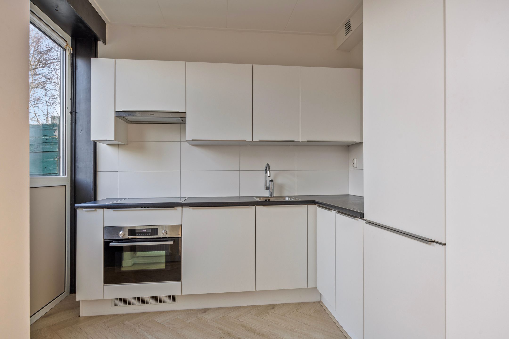 Photo 12 of Ferdinand Huyckstraat 33