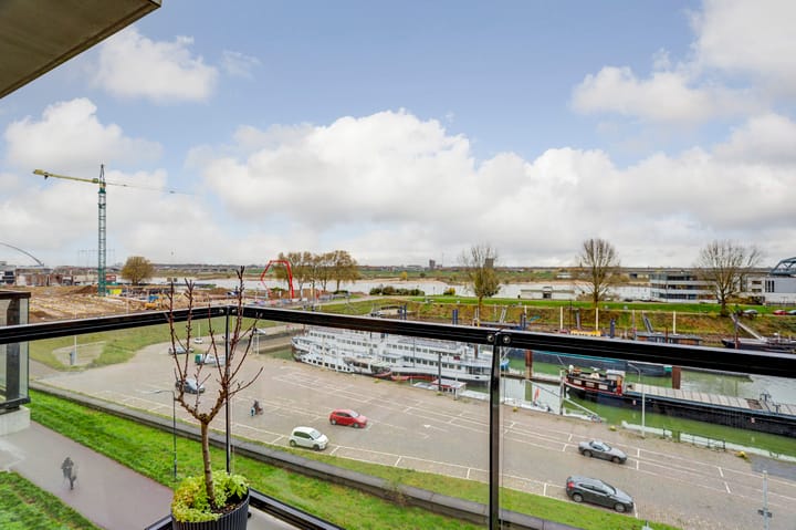 Foto 18 van Waalbandijk 283