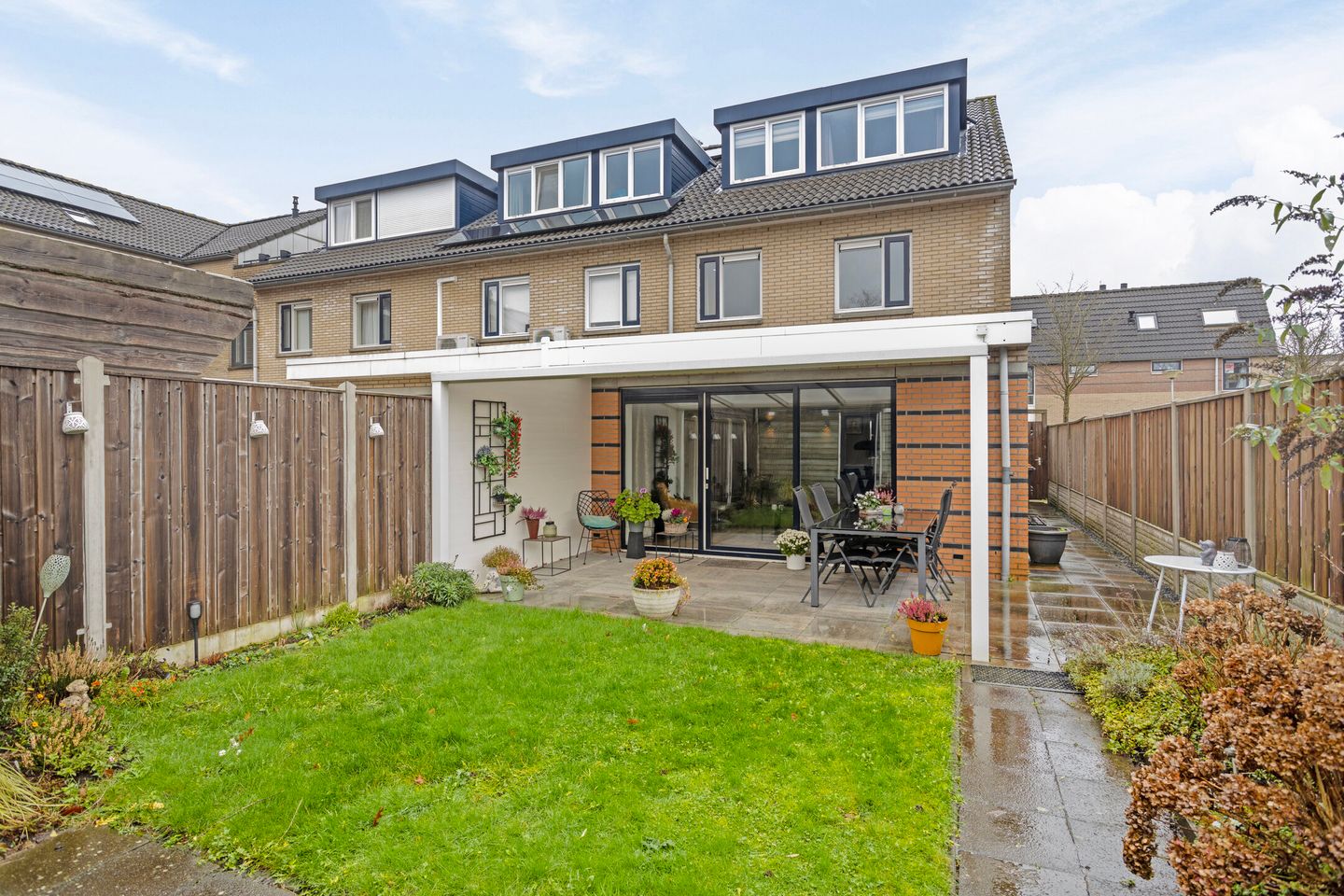 Foto 4 van Charlotte Ruysstraat 8