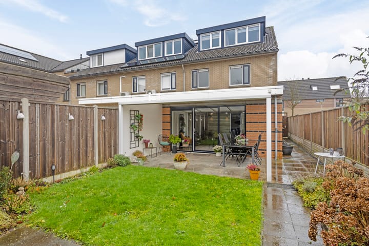 Foto 4 van Charlotte Ruysstraat 8