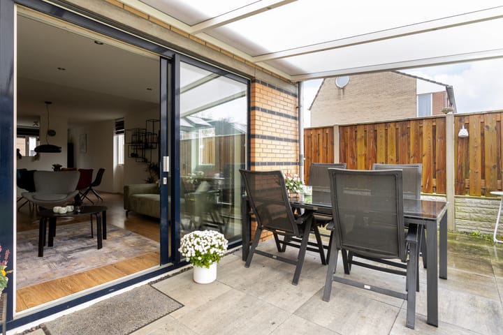 Foto 21 van Charlotte Ruysstraat 8