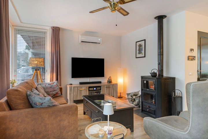 Foto 11 van Elbeplantsoen 13