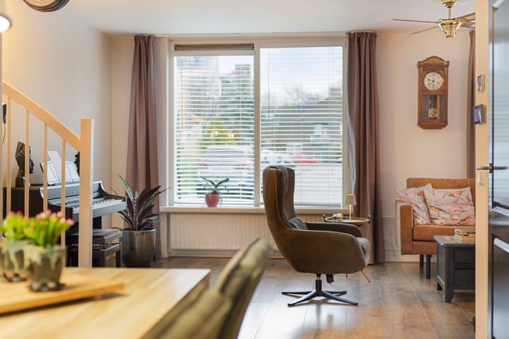 Foto 15 van Elbeplantsoen 13