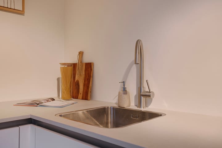 Photo 8 of Ferdinand Bolstraat 39-M