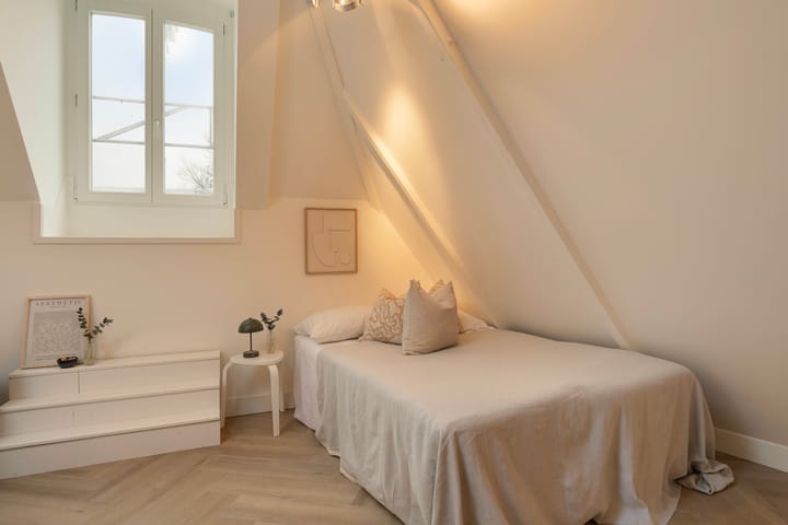 Photo 13 of Ferdinand Bolstraat 39-M