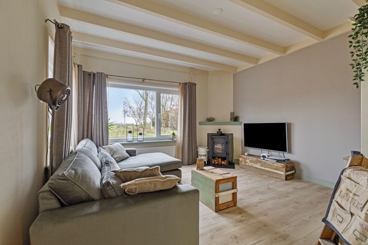 Foto 5 van Hoofdweg 266