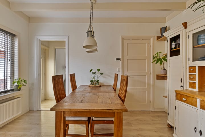 Foto 10 van Hoofdweg 266