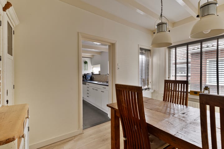 Foto 11 van Hoofdweg 266