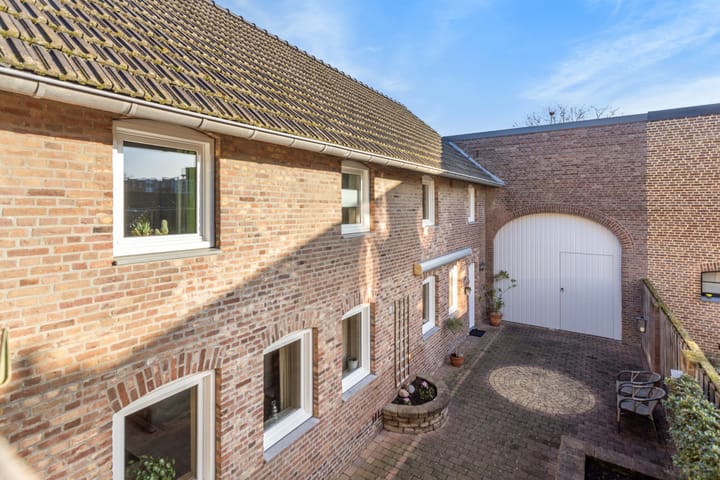 Foto 35 van Voerenweg 13-A