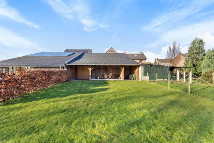 Foto 43 van Voerenweg 13-A