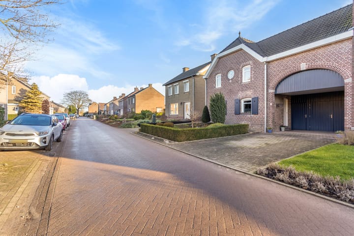 Foto 51 van Voerenweg 13-A