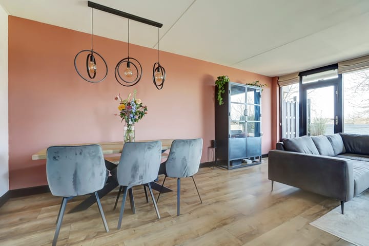 Foto 13 van Wetering 105