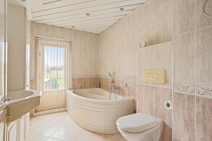 Foto 29 van Heuvelstraat 92