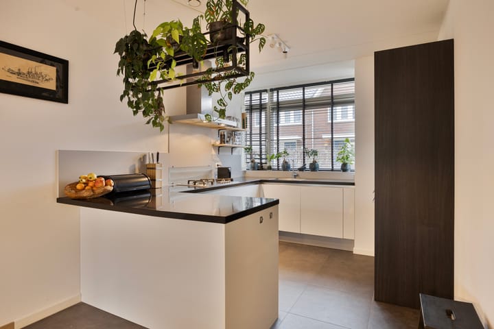 Foto 8 van Kruidenstraat 86