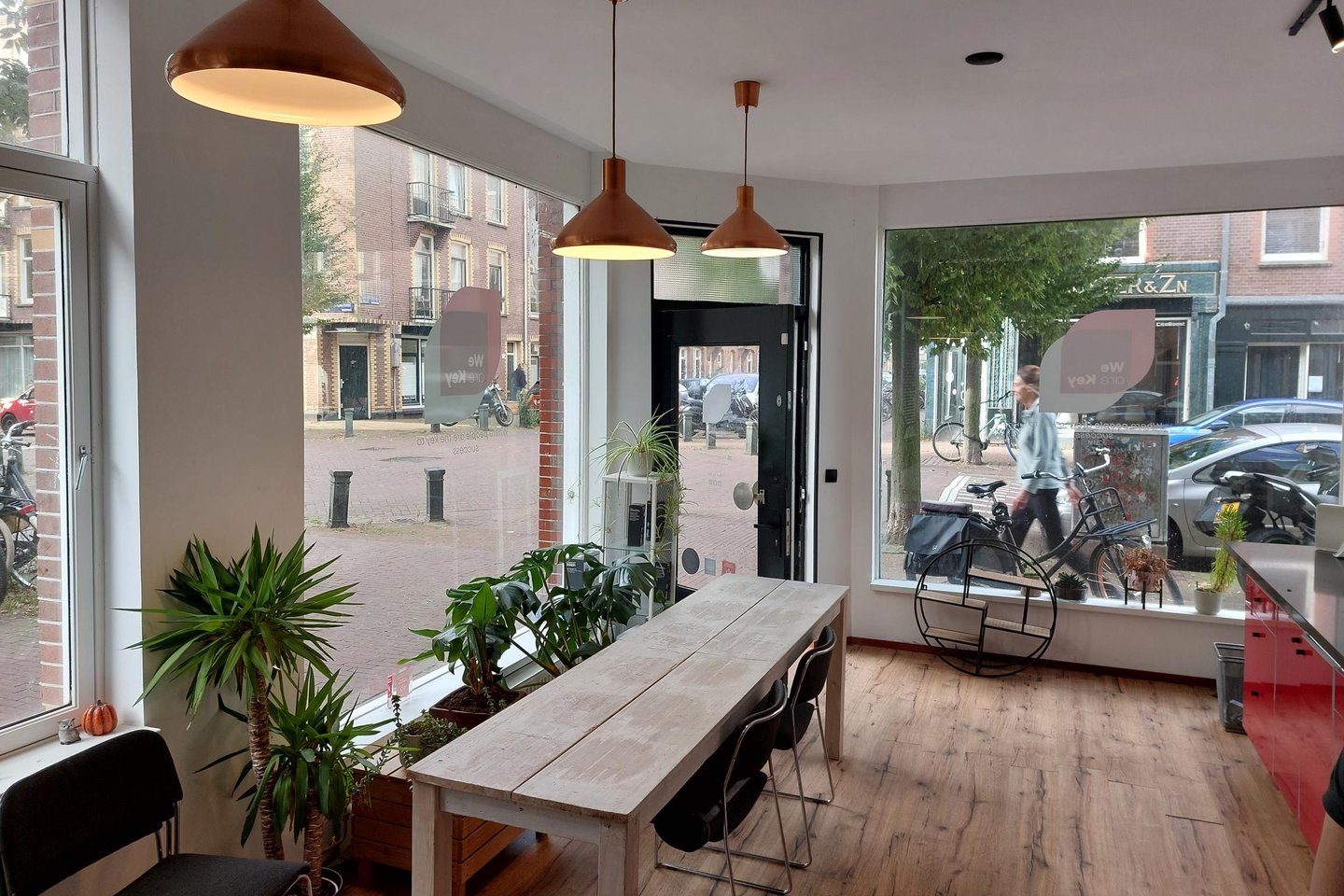 View photo 2 of Groen van Prinstererstraat 57-H