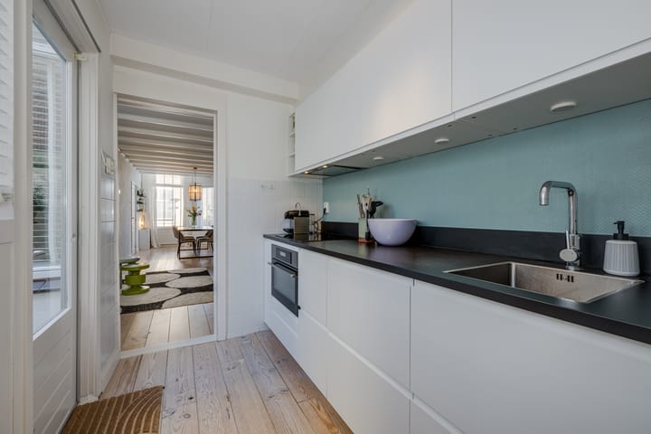 Photo 15 of Waardstraat 14