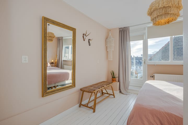 Photo 23 of Waardstraat 14