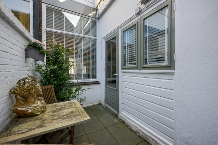 Photo 34 of Waardstraat 14